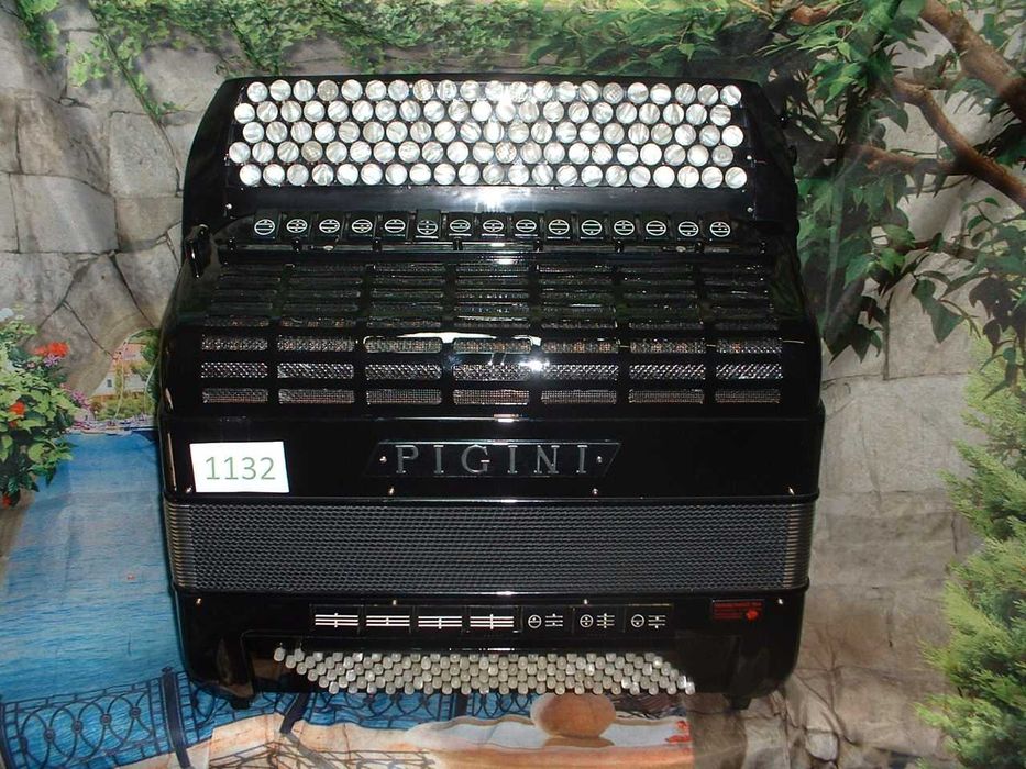 Acordeao G , N. 1128
Acordeao com convertor G , N. 1132