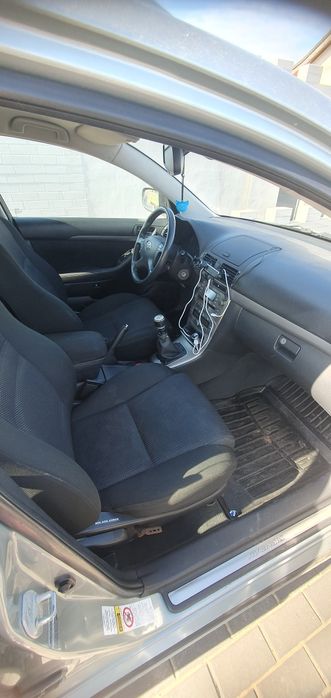 Sprzedam Toyota Avensis