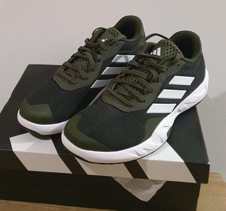 Adidas training 42 ²/³