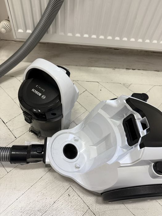 Пылесос Bosch serie 2
