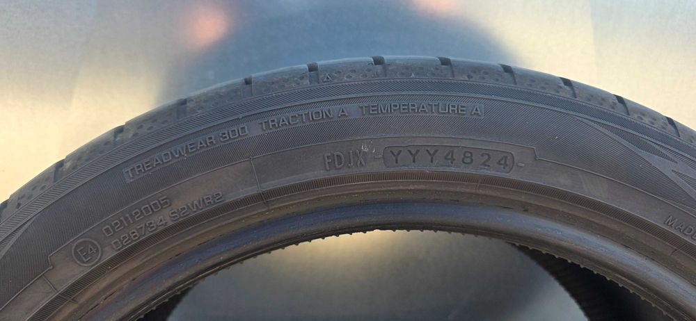 Opony Yokohama BluEarth-GT 245/40 R18 97W