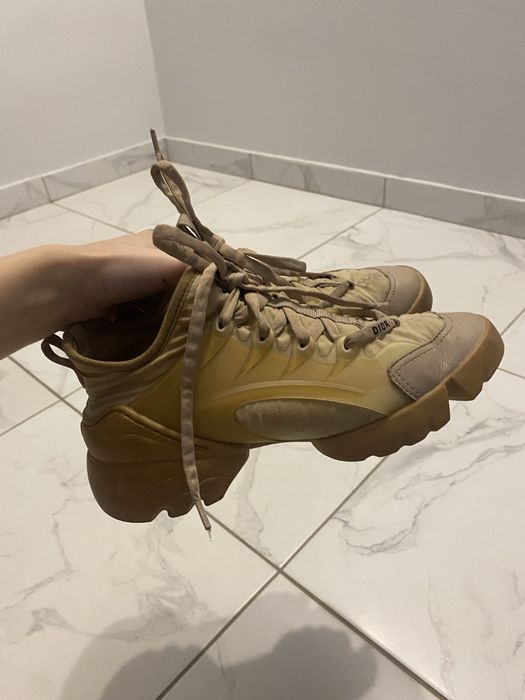 Продам кросівки dior