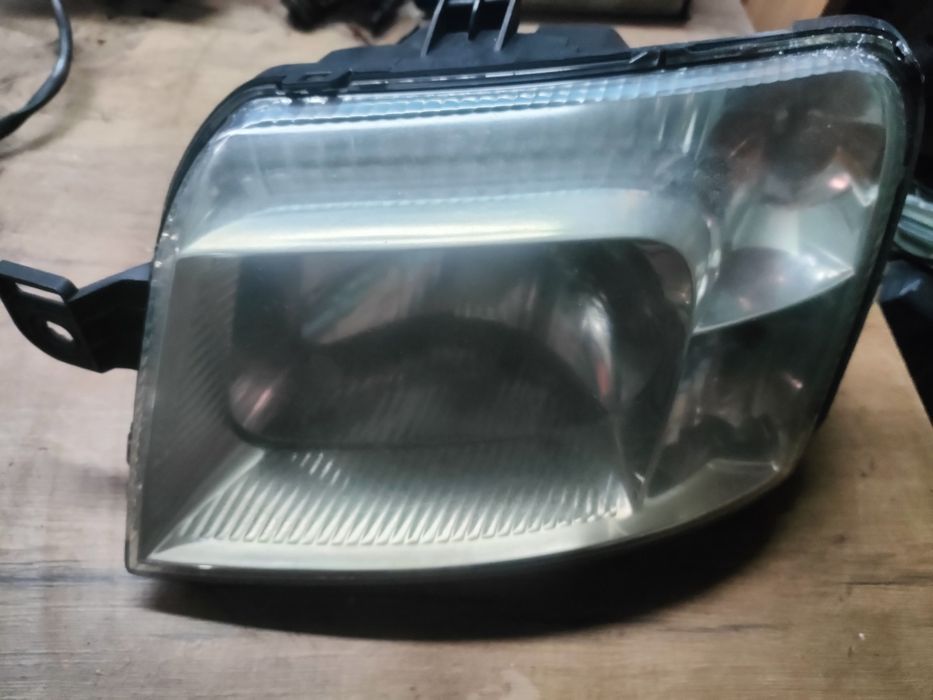 Fiat Panda II 2 reflektor lampa lewa przód