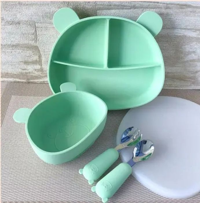 Силіконовий посуд для малечі