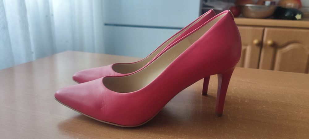 Różowe Szpilki fuksjowe buty Sala-Collection rozmiar 38