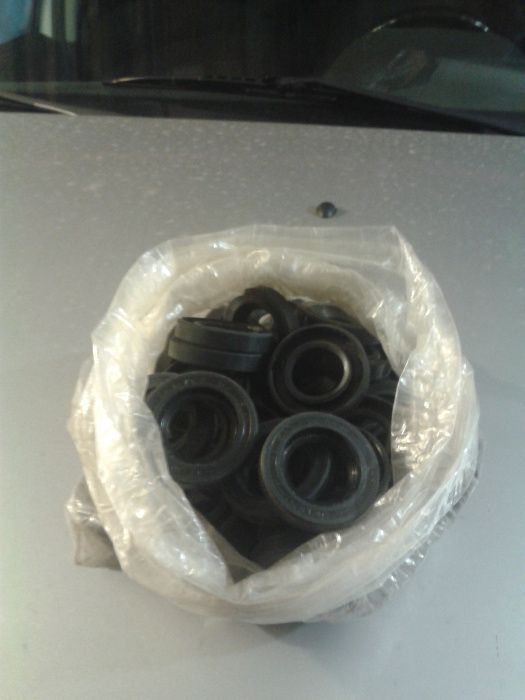 Сальник 30х52 х 10(12) двубортный улучшенной защиты