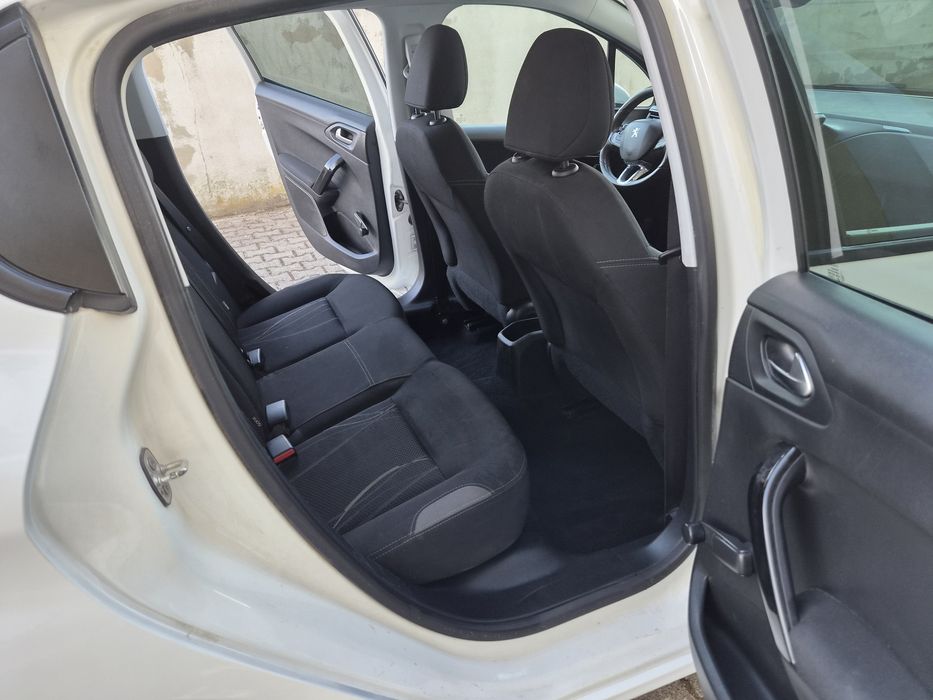 Peugeot 208 1.4 Hdi 137 mil km