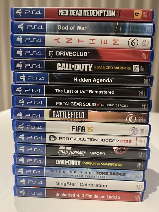 Playstation 4, 500Gb, 16 jogos +2 comandos c/ carregador