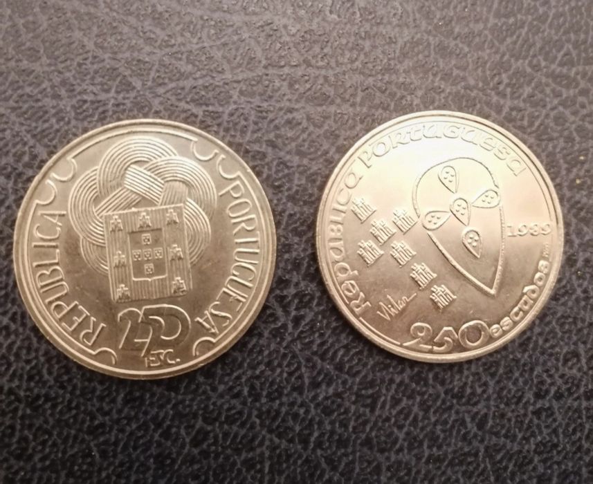 Moedas comemorativas 250 escudos