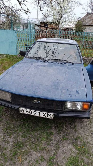 Автомобиль  FORD