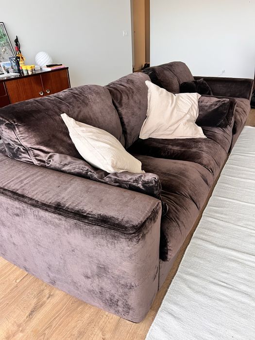 Sofá Castanho de 2/3 lugares