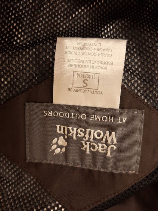 Jack Wolfskin, dziewczęca kurtka przeciwdeszczowa, r. 140/146