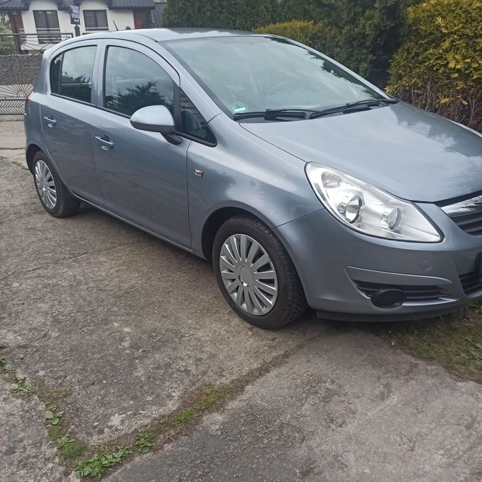 Opel Corsa D 1,2 bagażnik na rowery