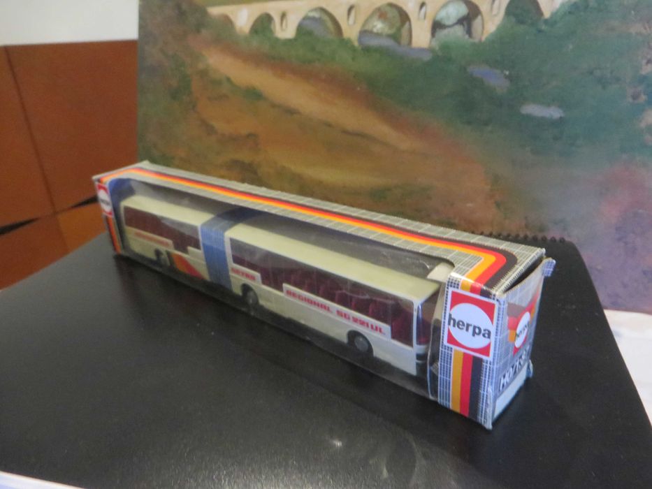 Autocarro colecção HERPA escala 1/87 - NOVO / RARO
