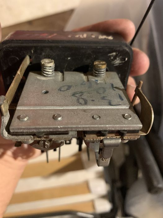 Regulador de corrente 12v.