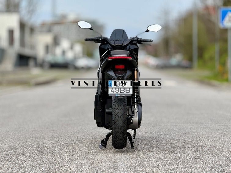 SEAT MÓ 125 – 2024 – Apenas 1.400 km – Scooter Elétrica