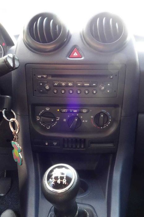 Vendo Peugeot 1007 Comercial