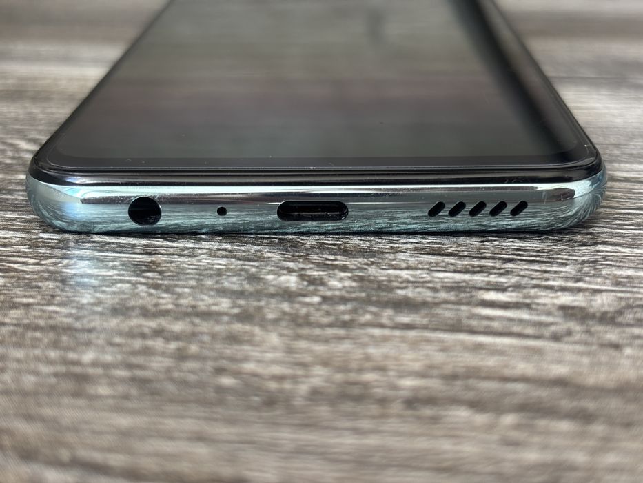 OnePlus CE 2 8/128gb новий