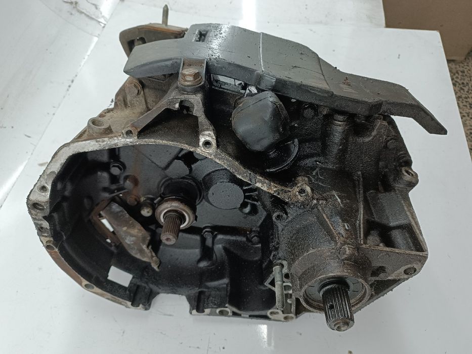 Caixa de Velocidades Manual - RENAULT 19 II (B/C53_) | 91 - 01