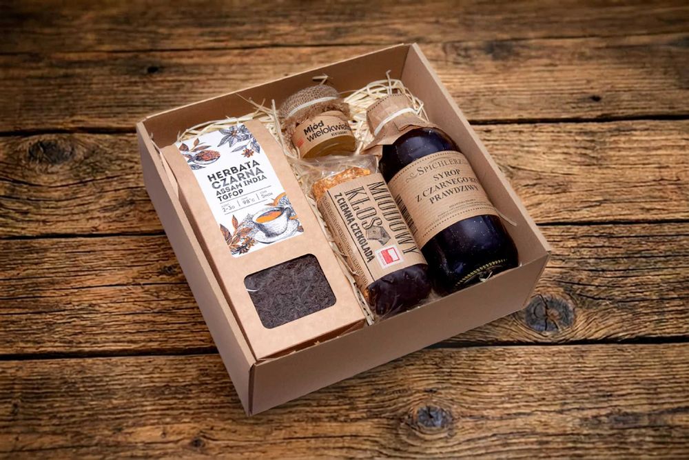 Zestaw prezentowy pudełko na prezent box urodziny imieniny walentynki