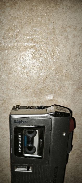 Sanyo TRC-590M - Micro-Cassette Recorder