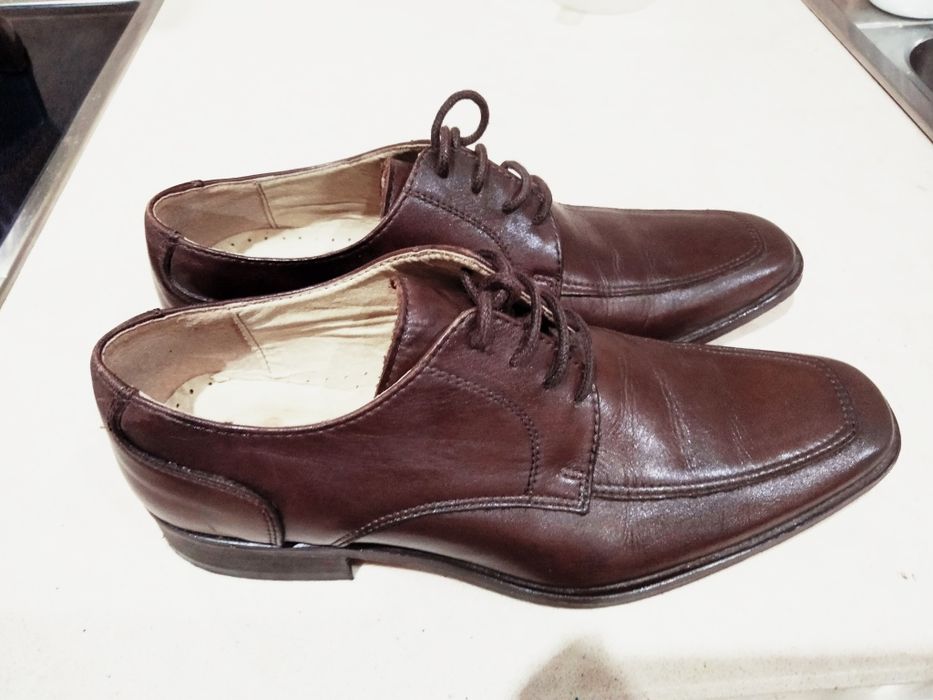Sapatos em pele 38