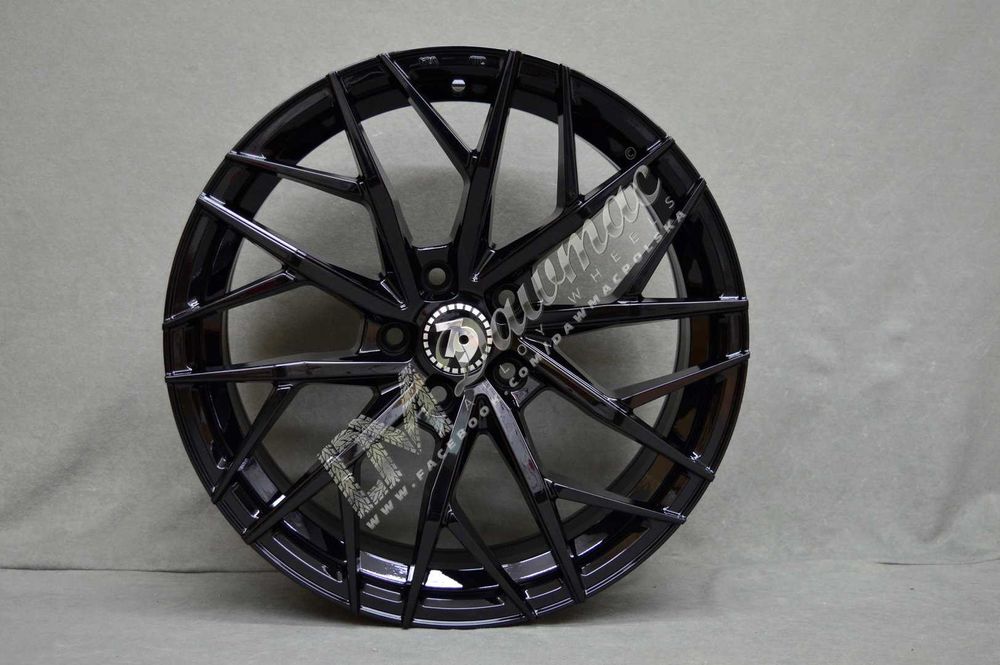 Felgi Seventy9 SV-C 18" 8J ET45 5x112 Black Glossy