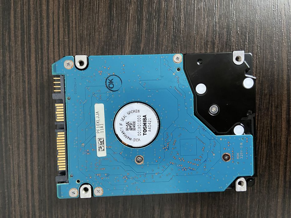 Жосткий диск тошіба