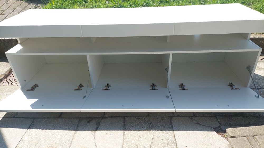 szafka pod telewizor
