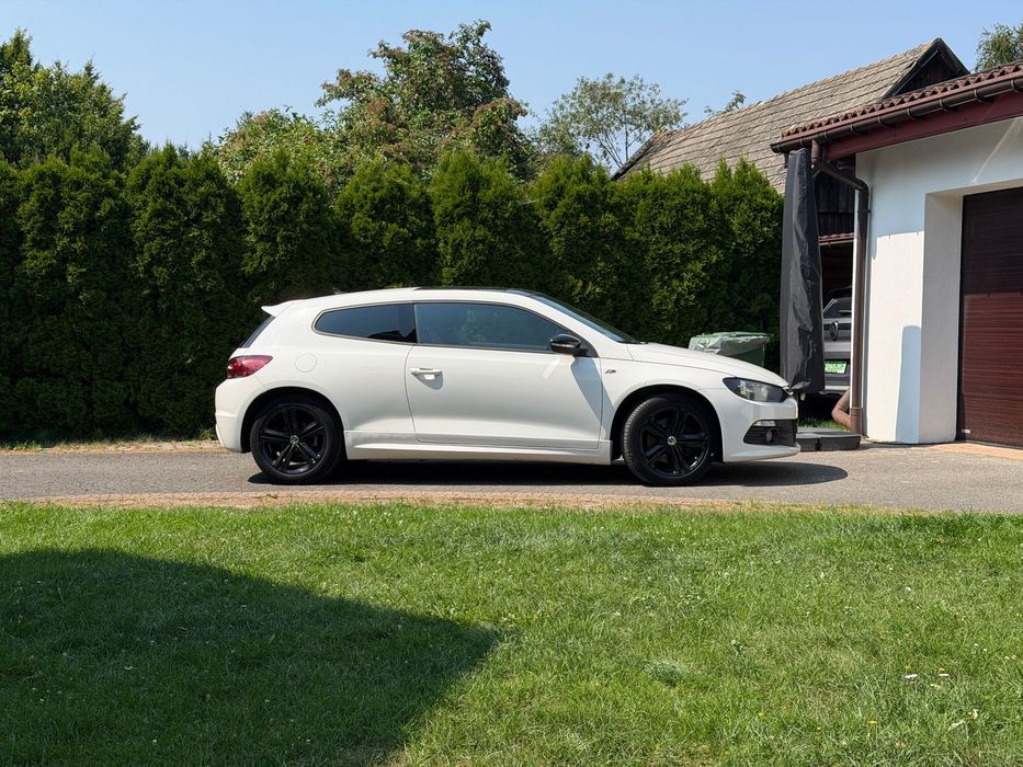 Volkswagen Scirocco Volkswagen VW Scirocco 2.0 TDI 170 KM, R-line, manual, 2011