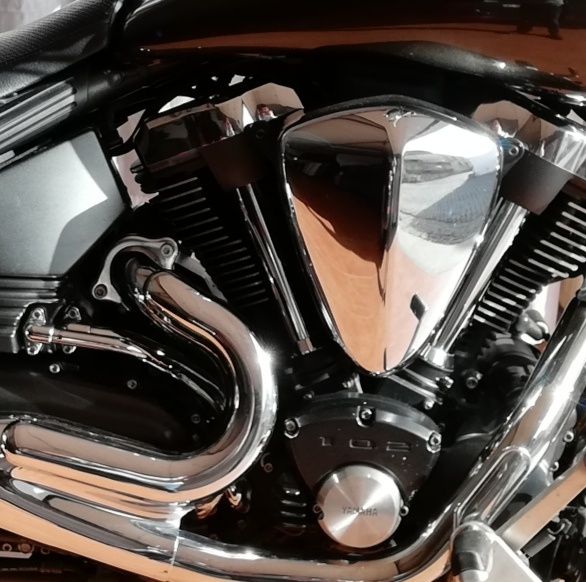 Yamaha Roadstar Warrior 1700 Imaculada