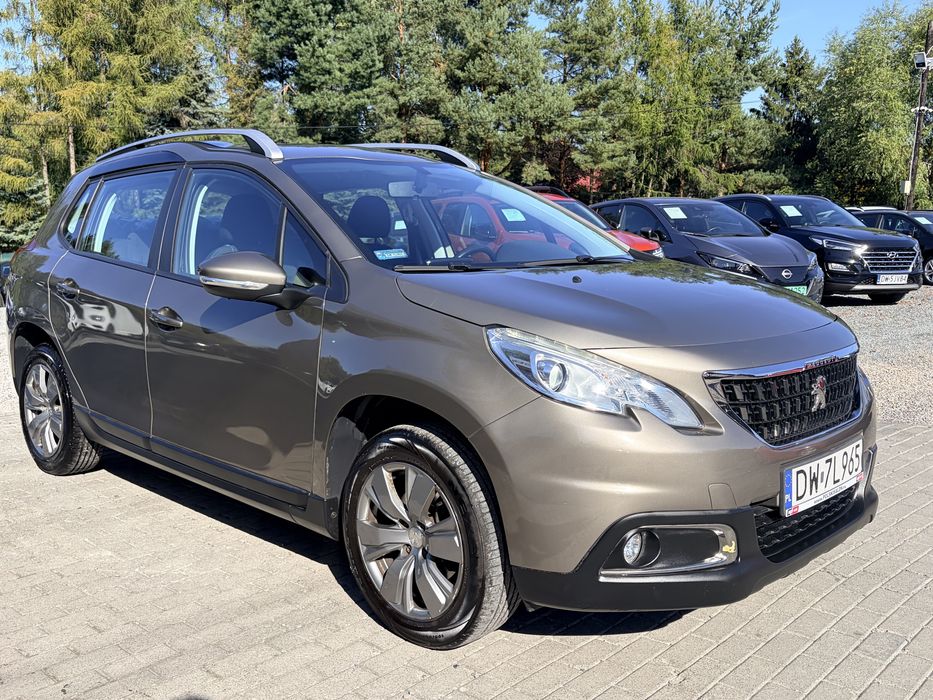 Peugeot 2008 Automat 1,2 Benzyna 110KM Allure Kpl. Opon zimowych_Niski przebieg!