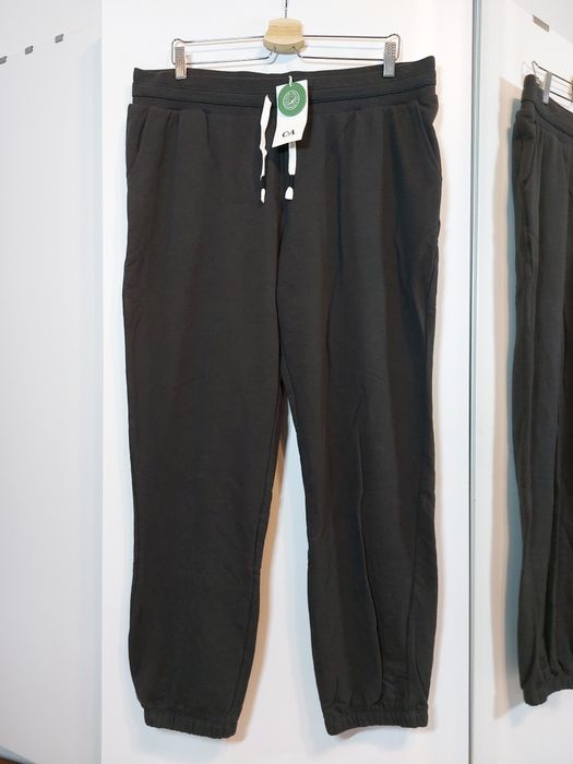 Szare spodnie dresowe 40/L Czarne dresy L spodnie sportowe dresy L