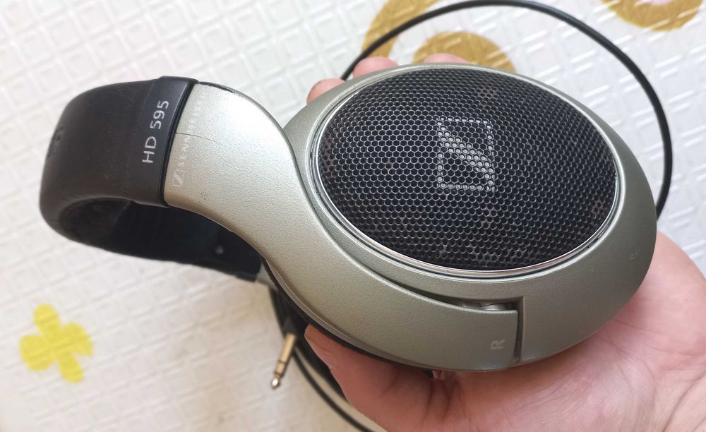 Навушники Sennheiser HD595