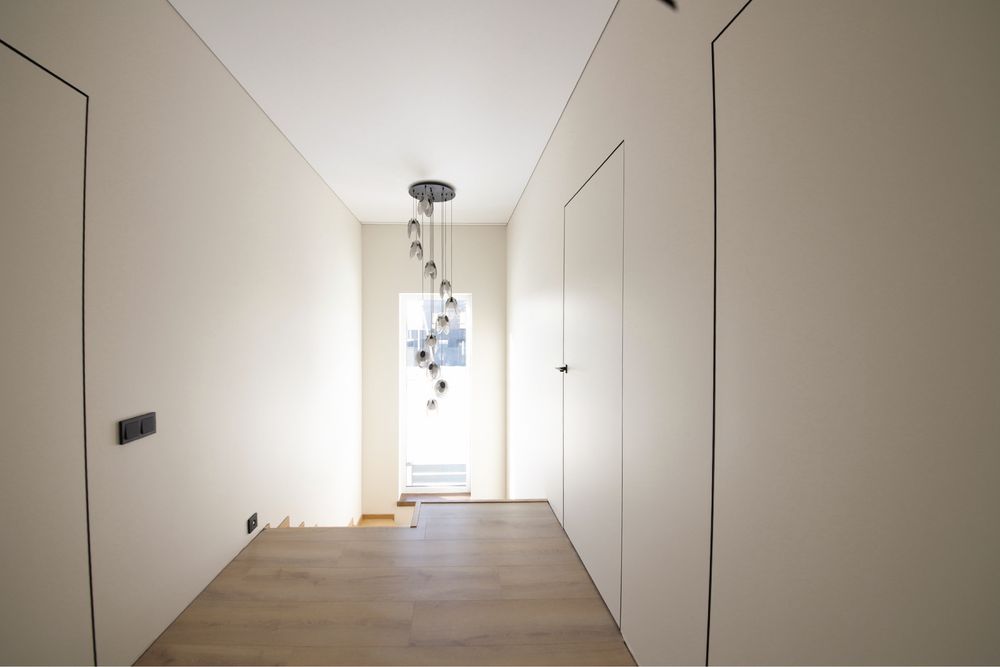 Продаж будинку дуплекс з ремонтом