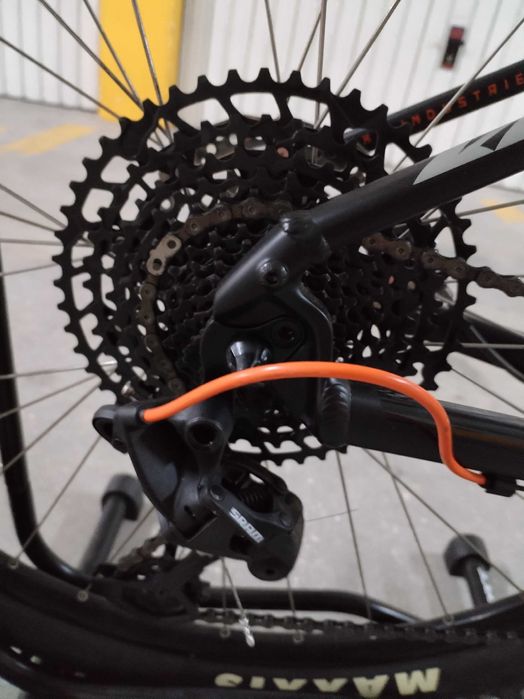Bicicleta montanha KTM