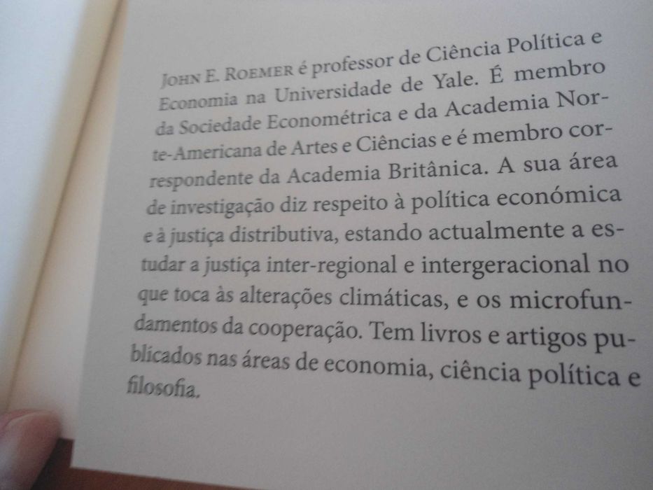 Um Futuro para o socialismo marxista por John E. Roemer