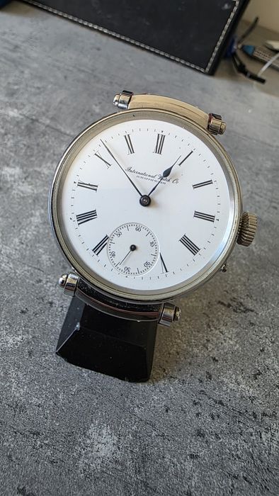 Pasowki IWC i Jaeger le Coultre