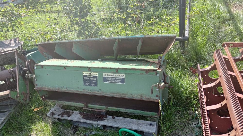 Sieczkarnia John Deere 970,975,072,1075 pięć klawiszy