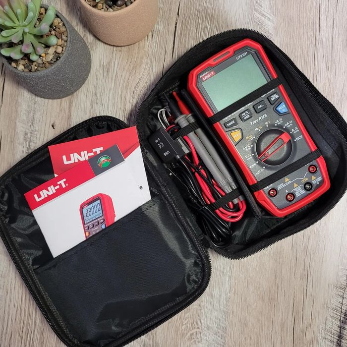 Мультиметр UT61E+,UT61D+,UT61B+ и UT61E.С чехлом.