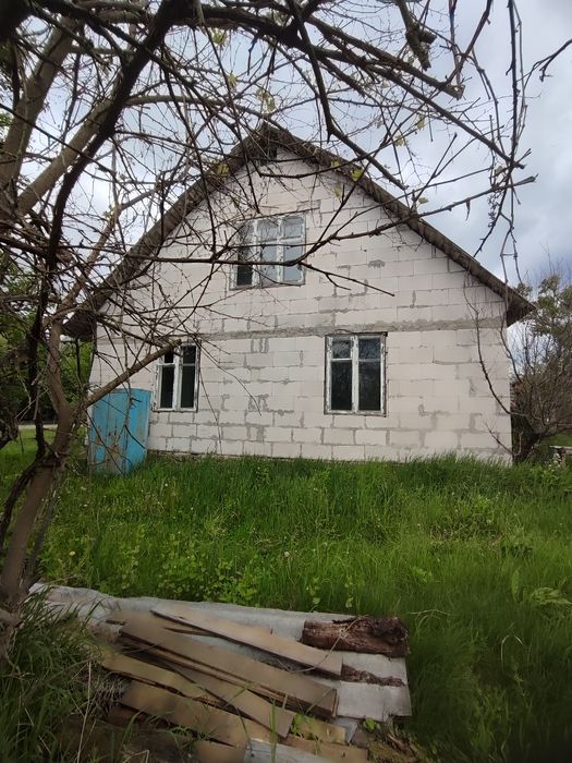 Продається будинок в с.Пиріжки