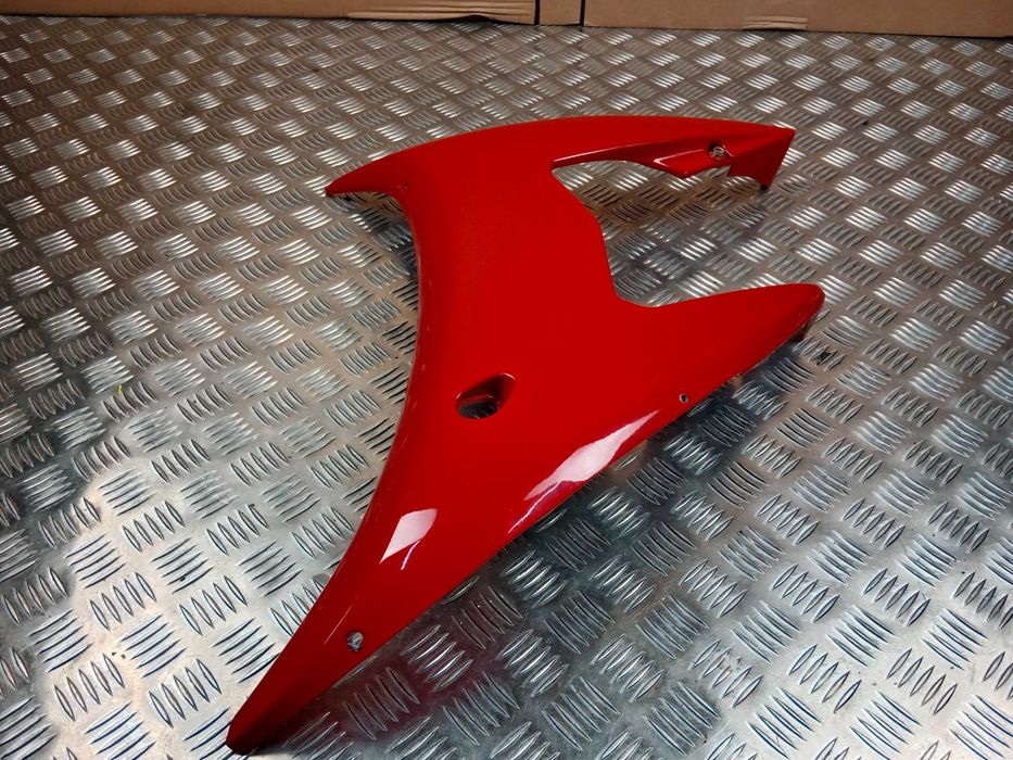 Yamaha R6 Prawy Bok Boczek Owiewka Wypełnienie 03-05
