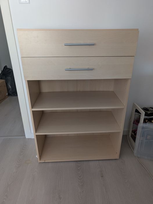 Estante de madeira com prateleiras e 2 gavetas