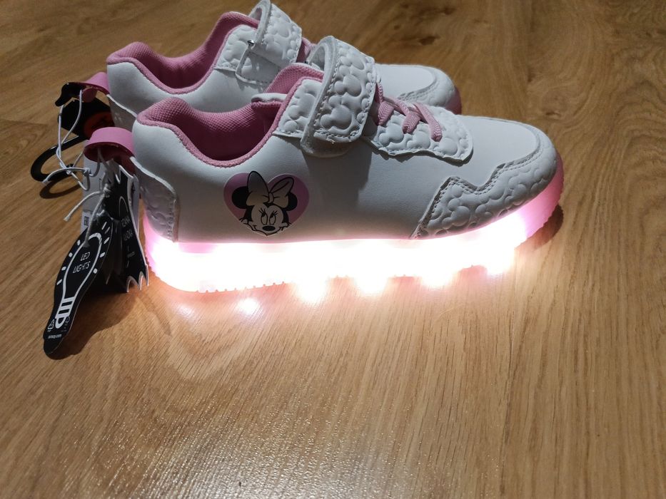 Adidasy, sneakersy, buty sportowe LED  34