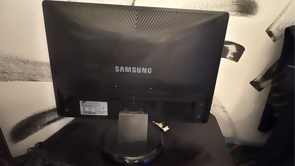 Monitor do komputera samsung