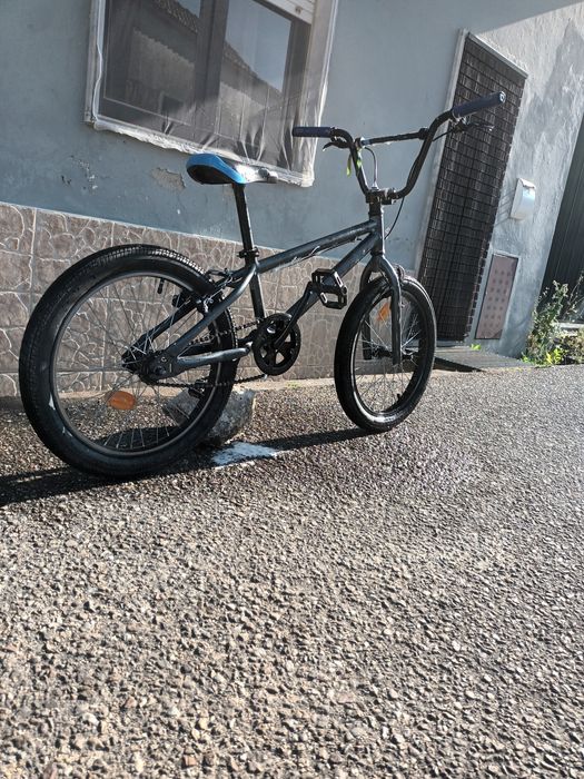 BMX de manobras aro 20 montadinha