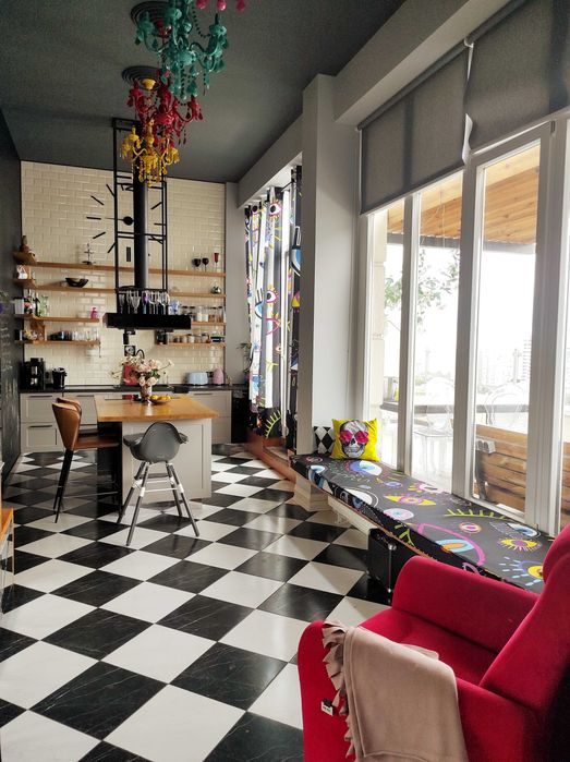 Необычная квартира с большой террасой в ЖК Бельэтаж. С паркингом