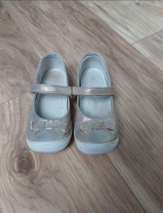 Buty dziewczęce KORNECKI rozm. 24