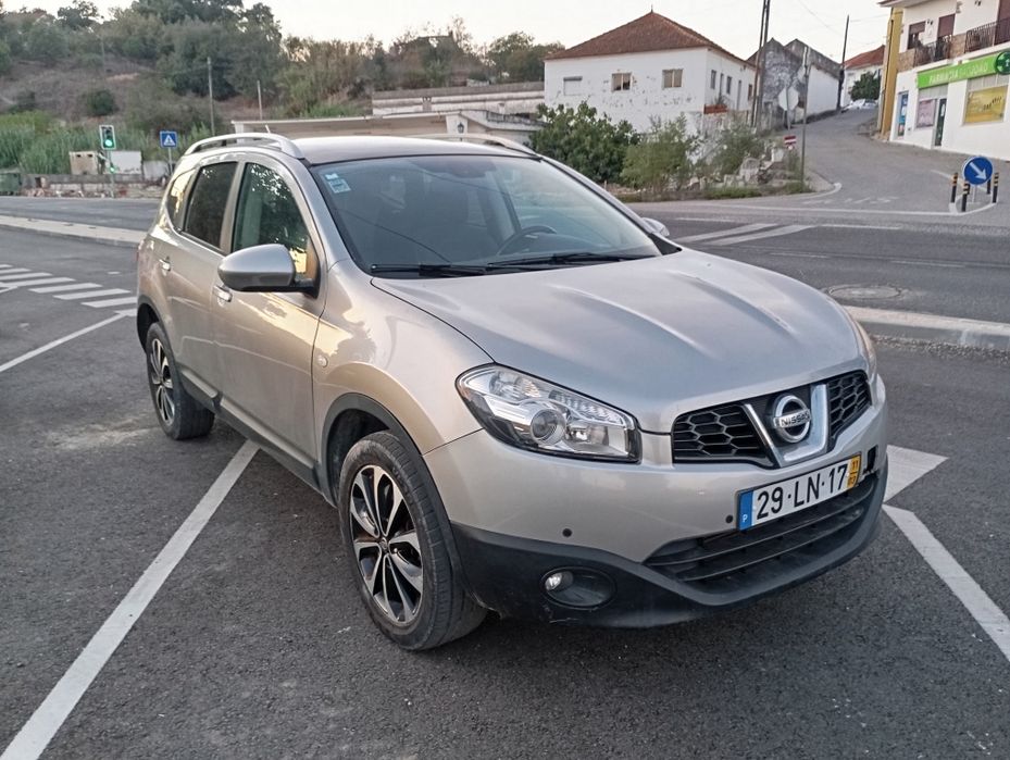 Nissan Qashqai + 2