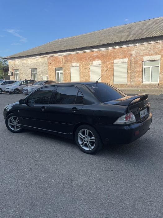 Mitsubishi Lancer 9